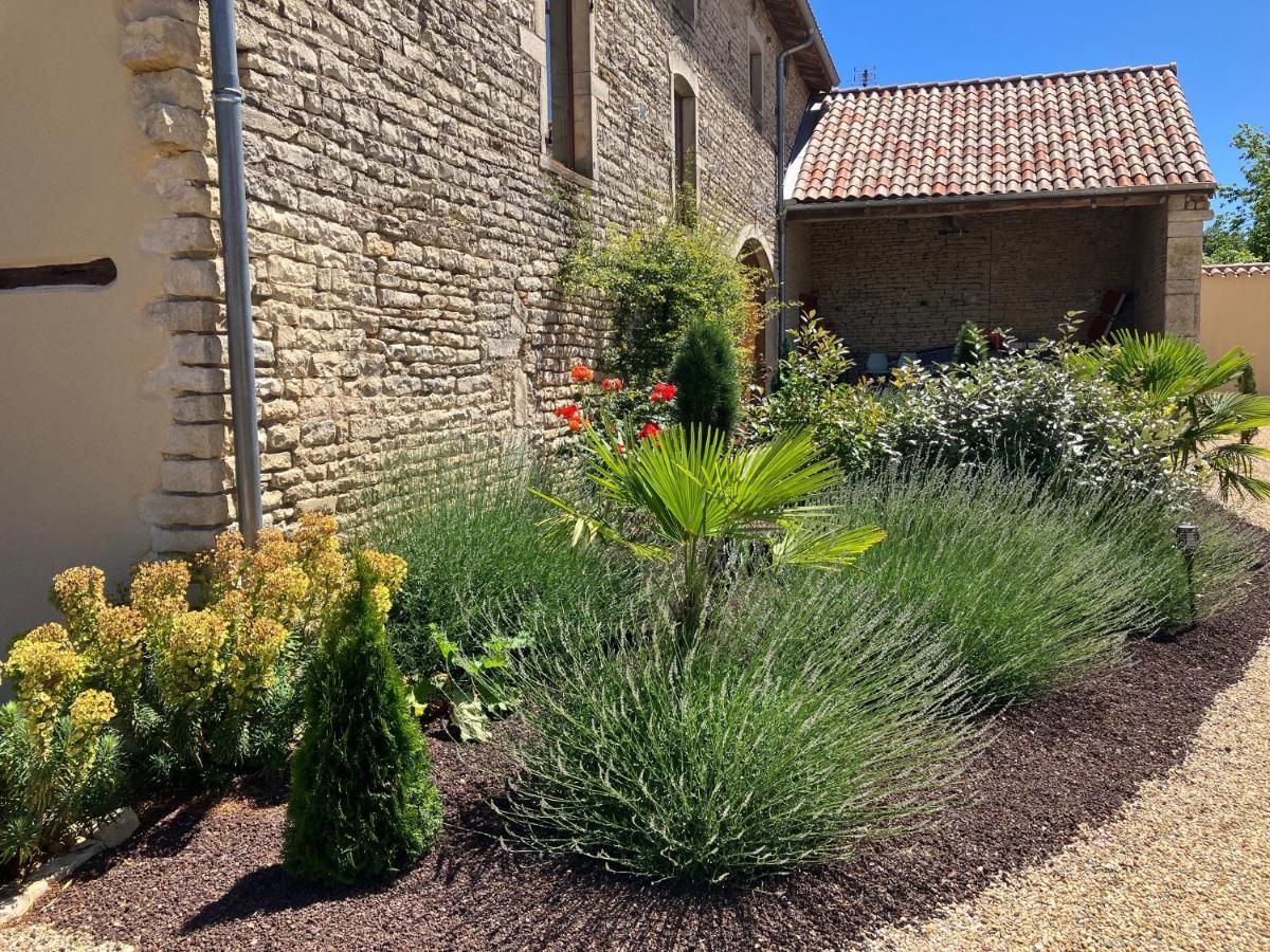 Le Clos De Quintaine Gites De Charme Clesse  Exterior photo